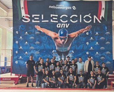 abanderan-a-76-nadadores-mexicanos-rumbo-al-campeonato-panamericano-master