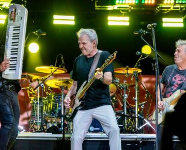 hombres-g-llena-de-nostalgia-el-auditorio-nacional-y-anuncia-documental-por-sus-40-anos